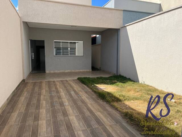 #119 - Casa para Venda em Goiânia - GO - 1