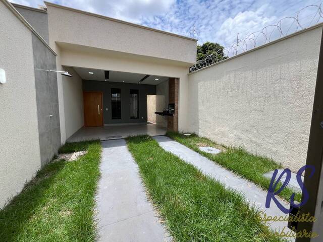 #125 - Casa para Venda em Goiânia - GO - 1