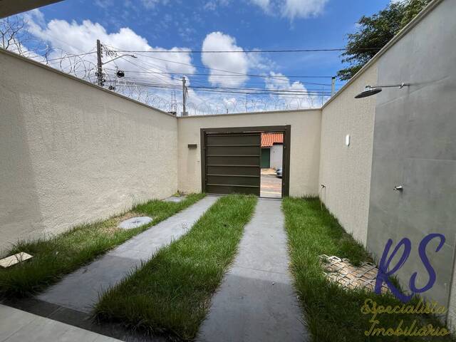 #125 - Casa para Venda em Goiânia - GO - 2