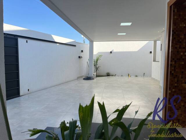 #140 - Casa para Venda em Goiânia - GO - 2