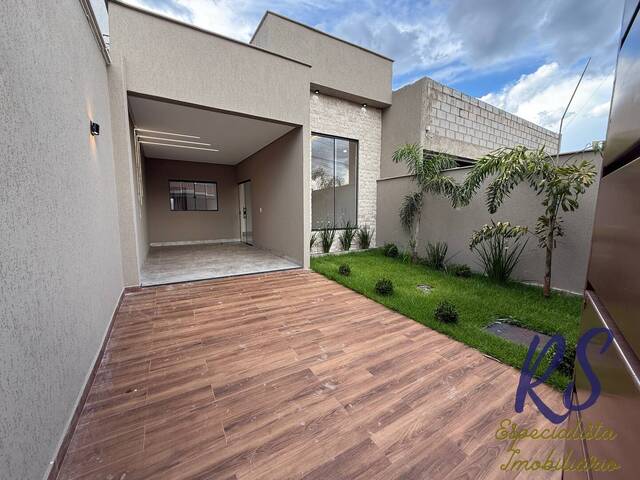 Casa para Venda em Goiânia - 1