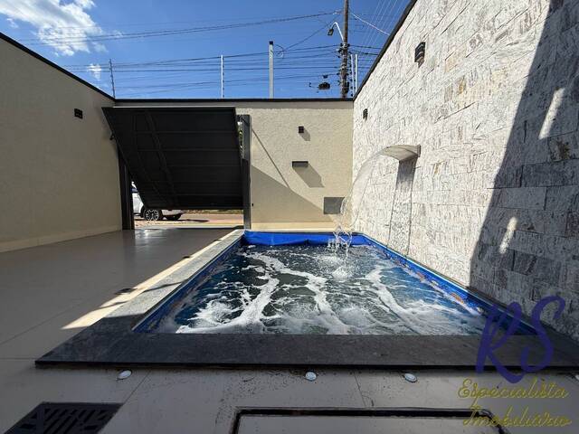 #147 - Casa para Venda em Goiânia - GO - 1