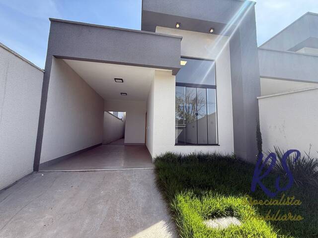#155 - Casa para Venda em Goiânia - GO - 2