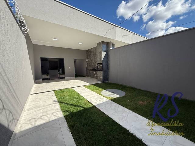#167 - Casa para Venda em Goiânia - GO - 1