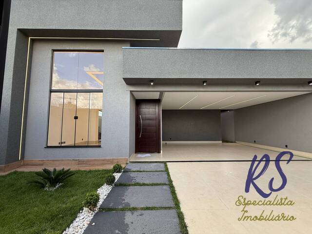 #173 - Casa para Venda em Goiânia - GO - 2