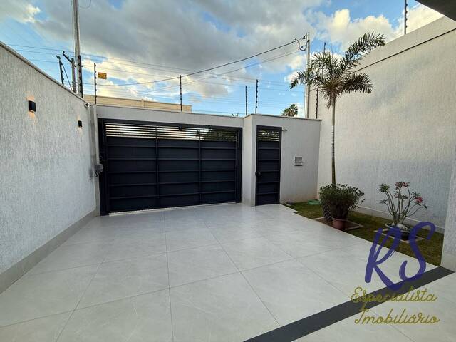 #174 - Casa para Venda em Goiânia - GO - 2